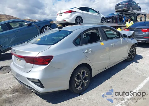 2019 Kia Forte Lxs z USA, uszkodzony, nr VIN 3KPF24AD2KE005868